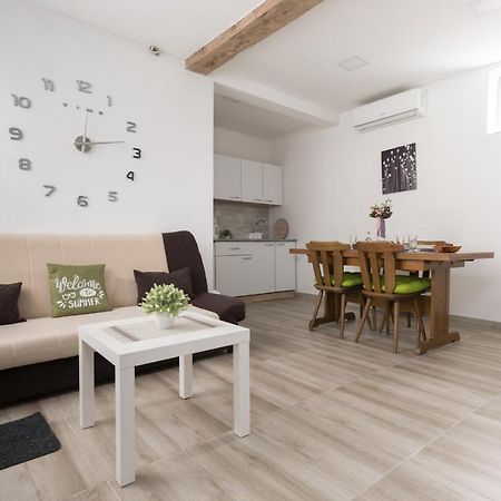 Apartmani Kod Marka Pozega Exterior foto