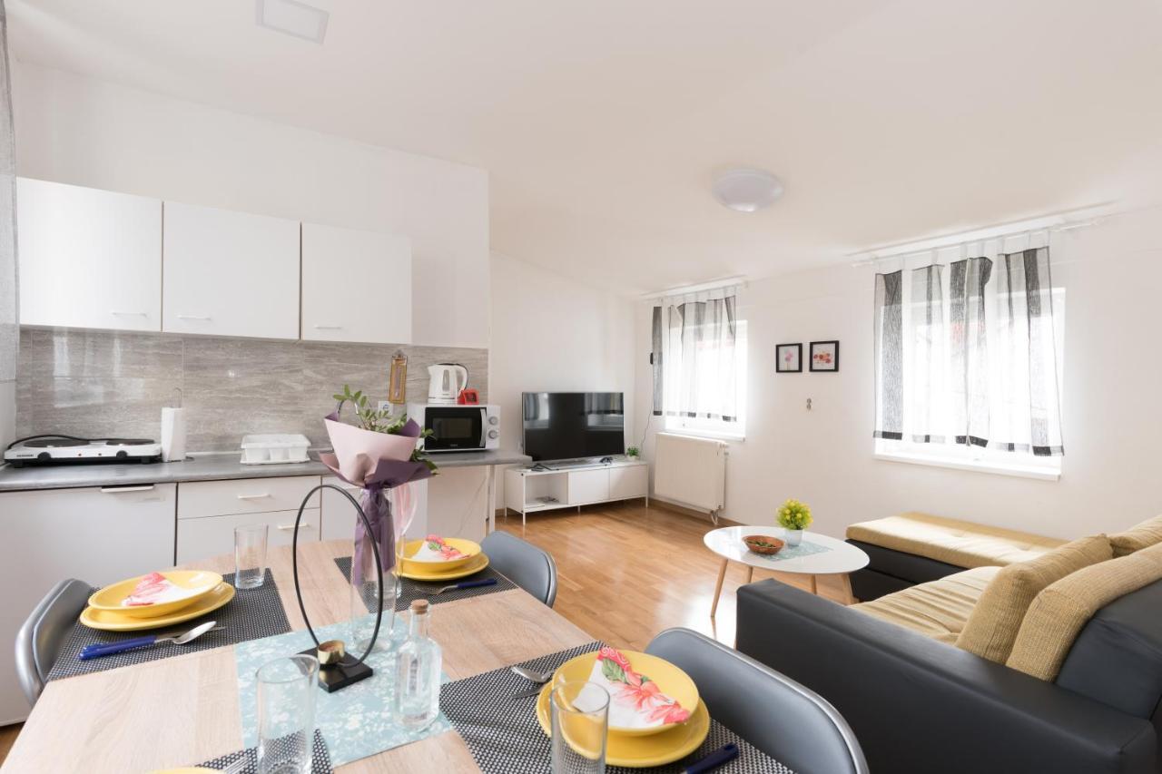 Apartmani Kod Marka Pozega Exterior foto