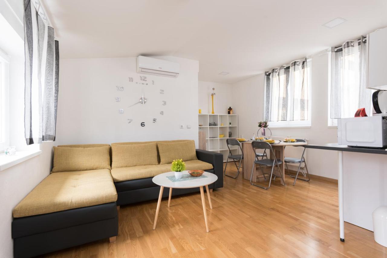 Apartmani Kod Marka Pozega Exterior foto